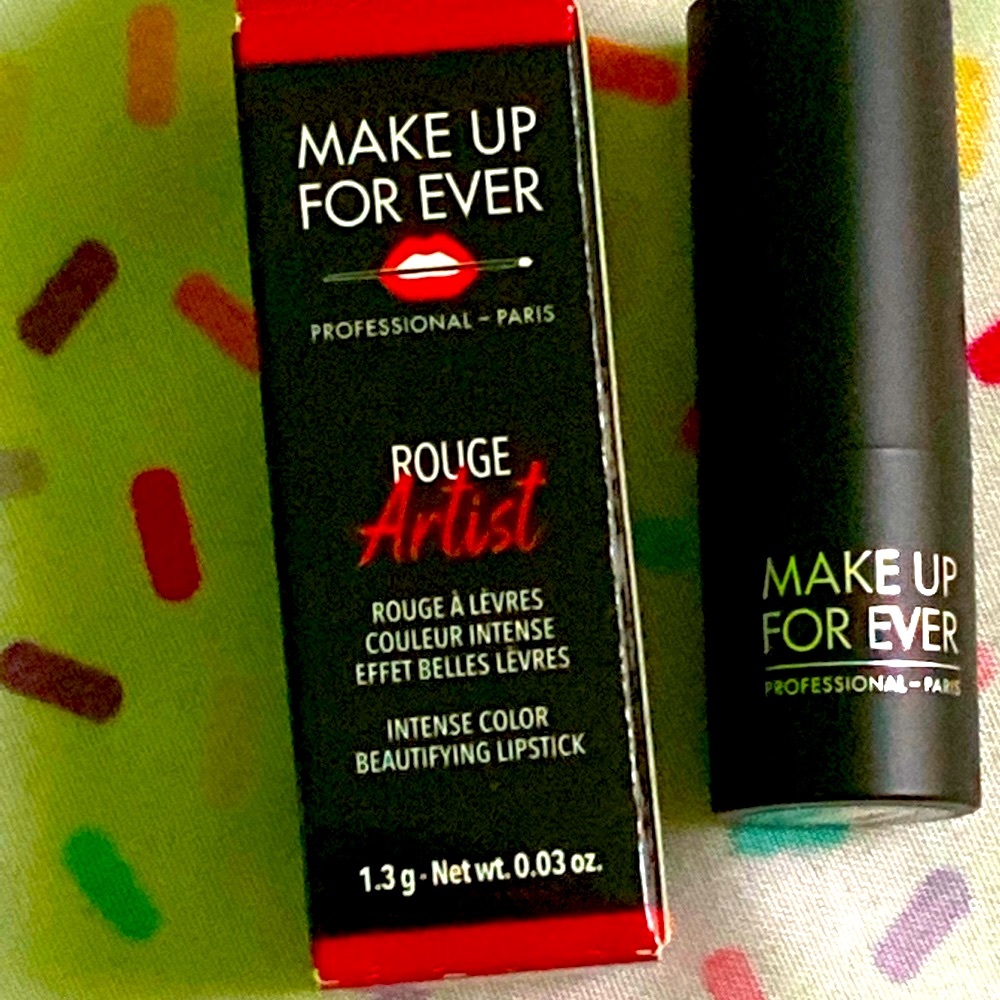 NWT Makeup Forever Mini Lipstick